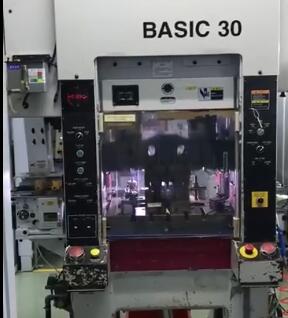 高速夾式午夜男女视频衝壓視頻